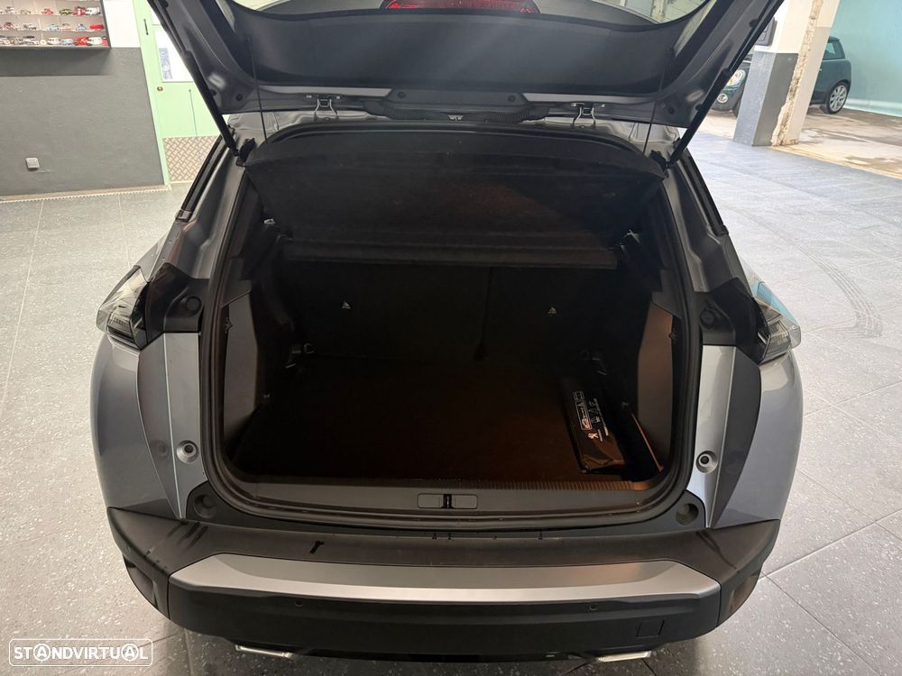 Peugeot 2008 - 21