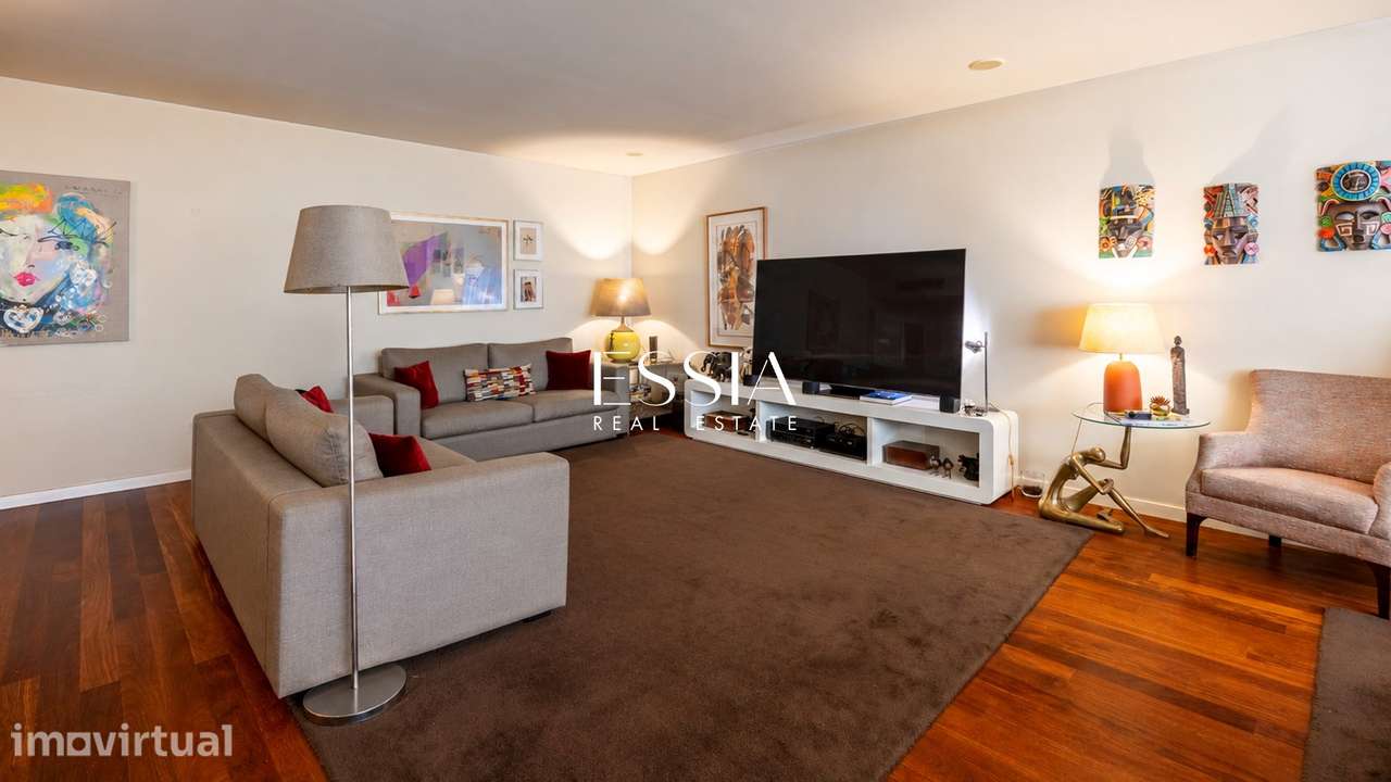 Apartamento T4 com Garagem em Matosinhos Sul Perto Praia - Grande imagem: 2/40