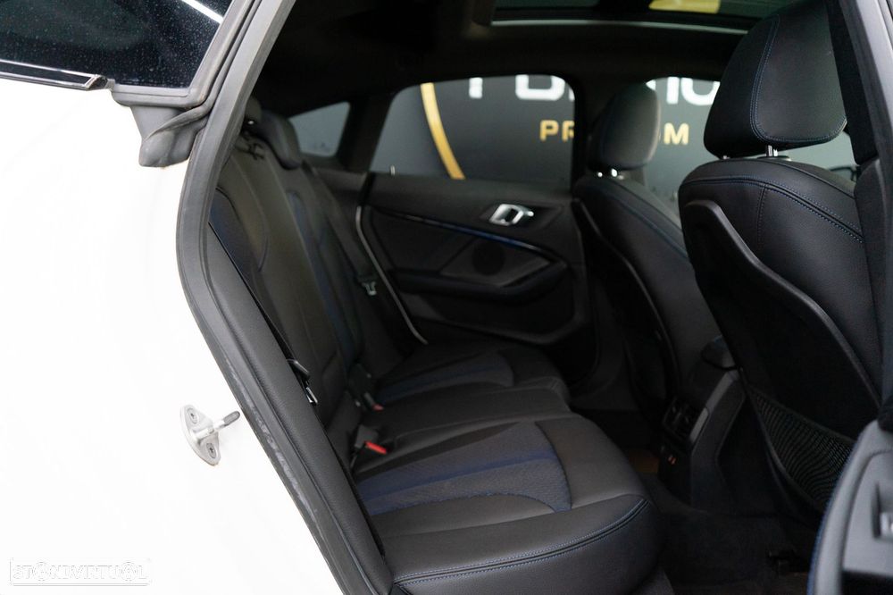 BMW 220 Gran Coupé d Pack Desportivo M - 50