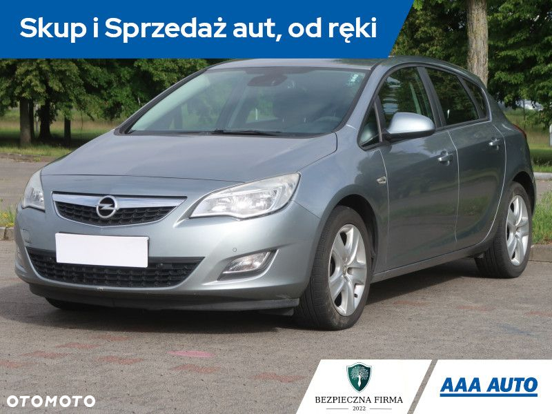 Opel Astra - 2