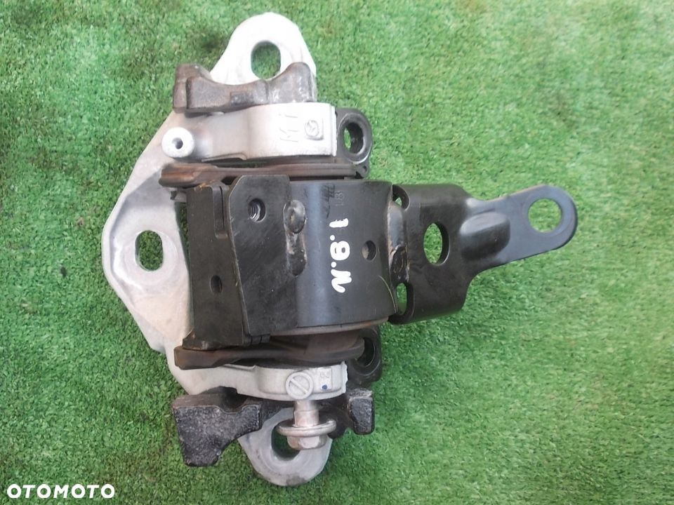 Mazda 6 GJ poduszka lapa skrzyni biegow 2.0 B