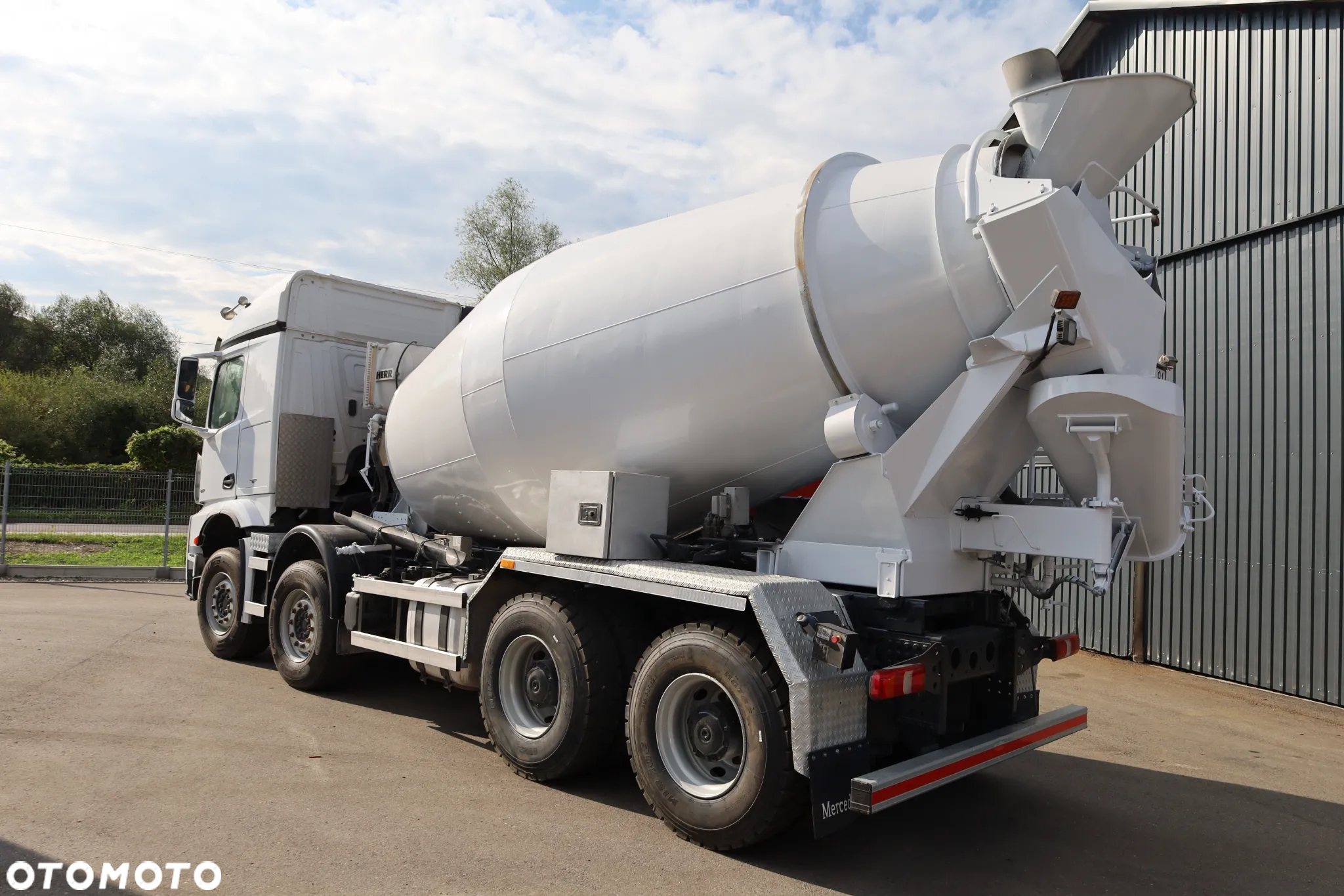 Mercedes-Benz AROCS - 7