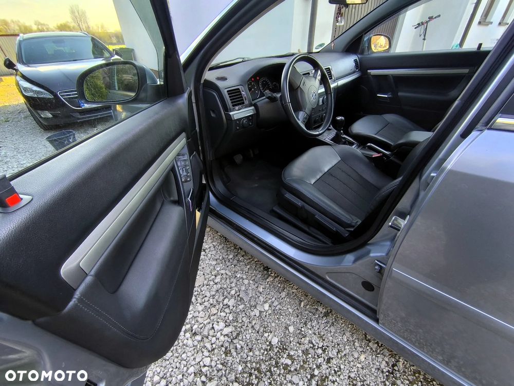 Opel Signum 1.9 CDTI Cosmo - 13