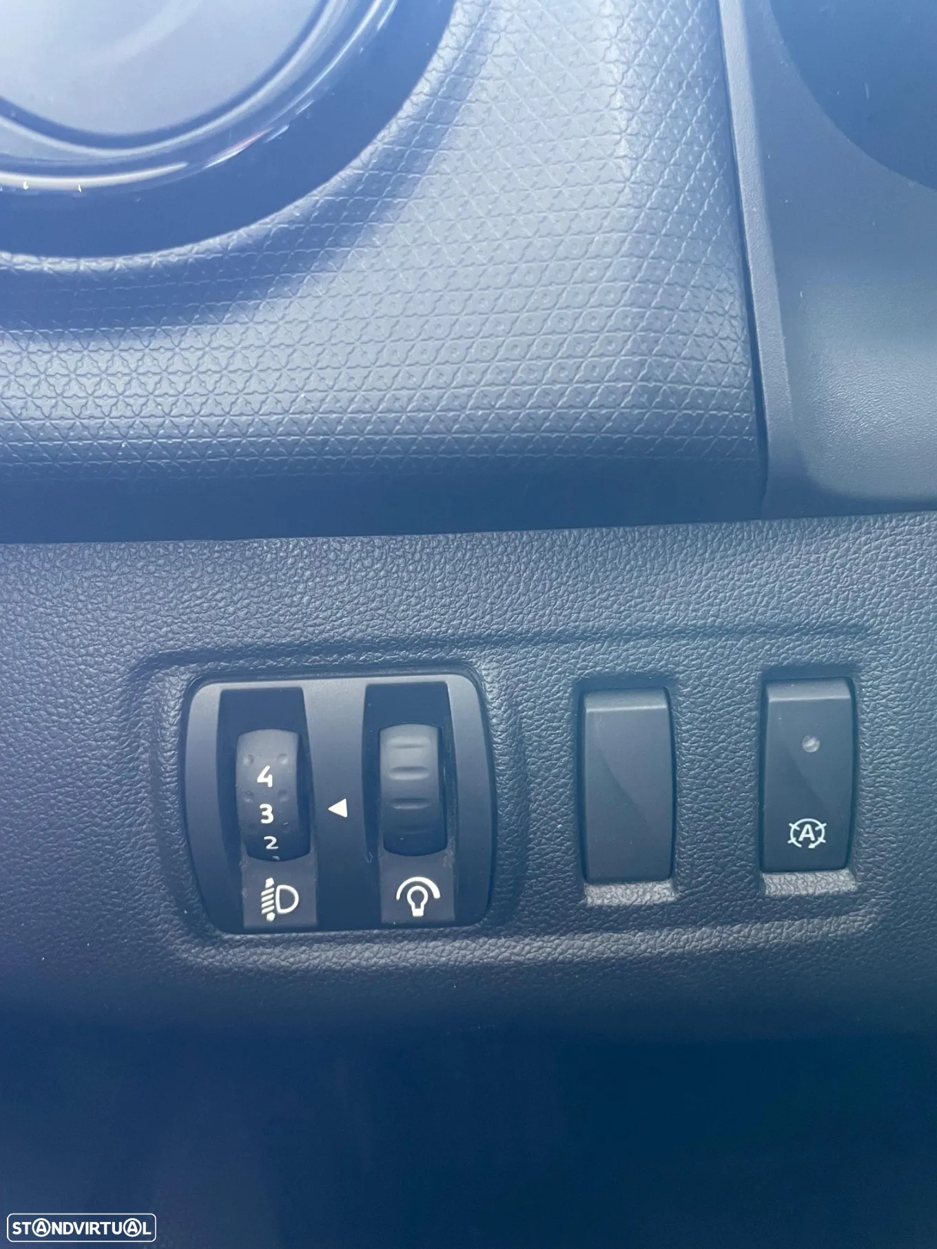 Renault Clio (Energy) TCe 90 Start & Stop LIMITED - 24