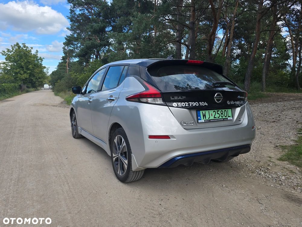 Nissan Leaf - 6