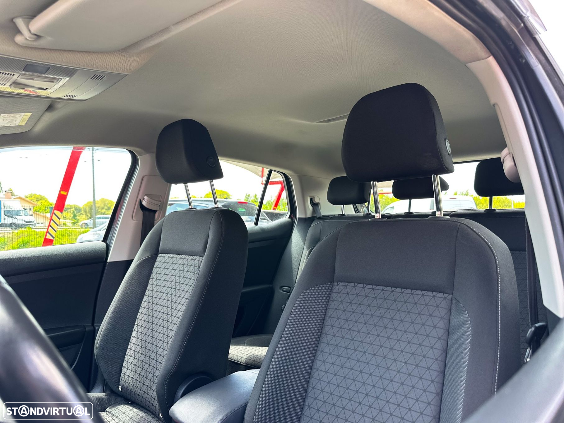 VW T-Cross 1.0 TSI Life DSG - 18
