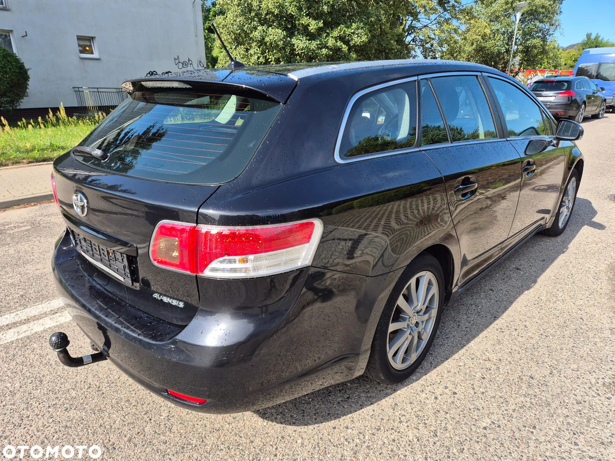 Toyota Avensis 1.8 Premium - 4