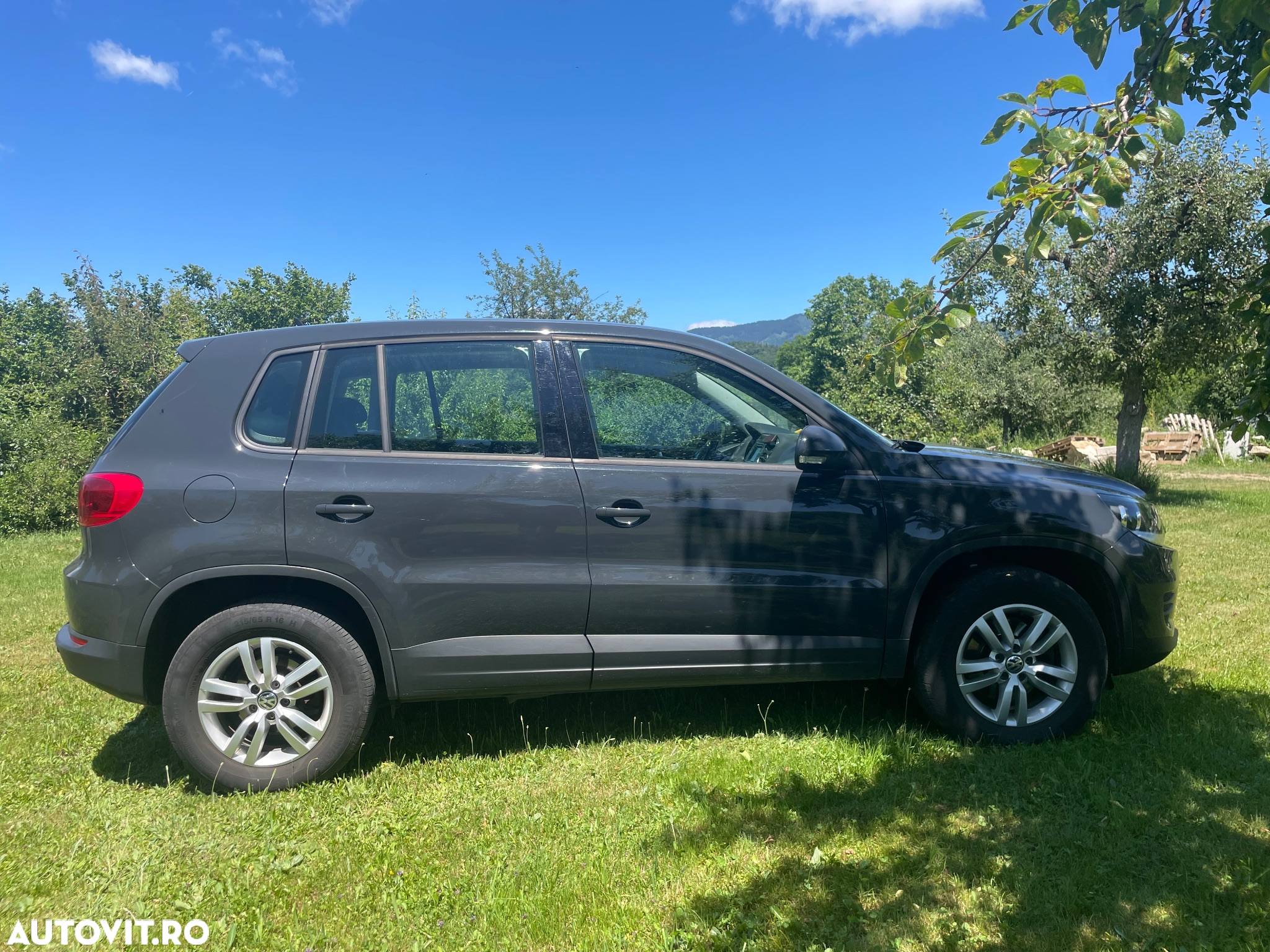 Volkswagen Tiguan 2.0 TDI BMT Trend & Fun - 5