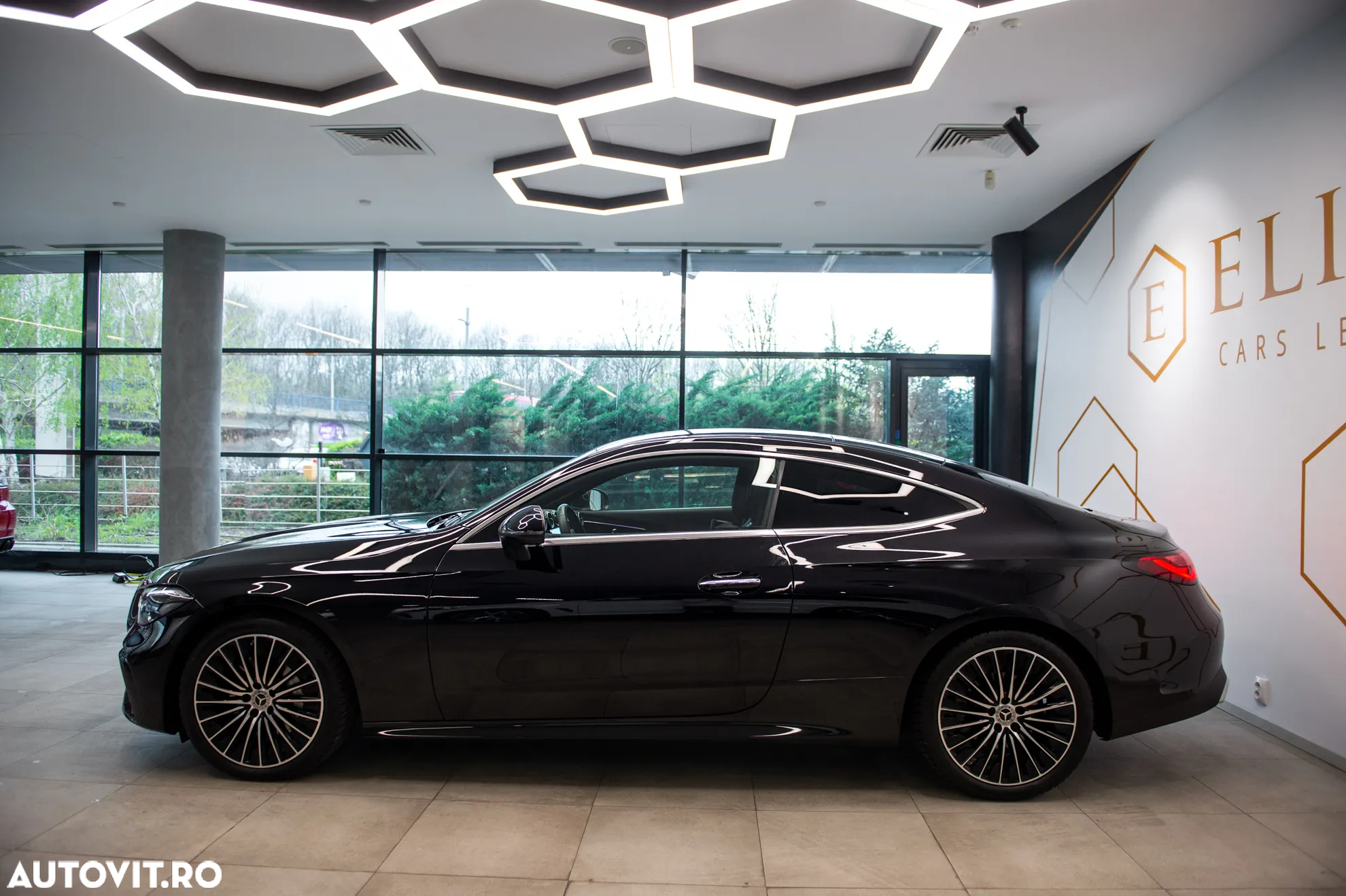 Mercedes-Benz CLE 300 4Matic Coupe 9G-TRONIC - 4