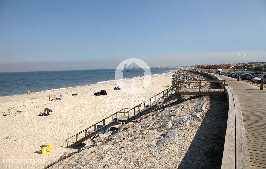 Moradia T3 com Garagem Fechada, a 500m da Praia | Mindelo, Vila do ... - Grande imagem: 3/25