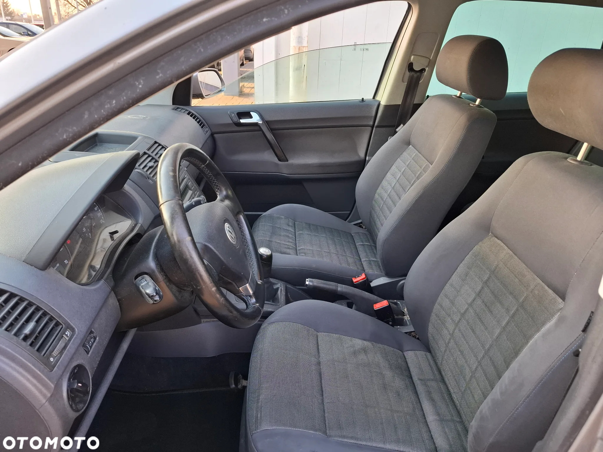 Volkswagen Polo 1.4 Goal - 24