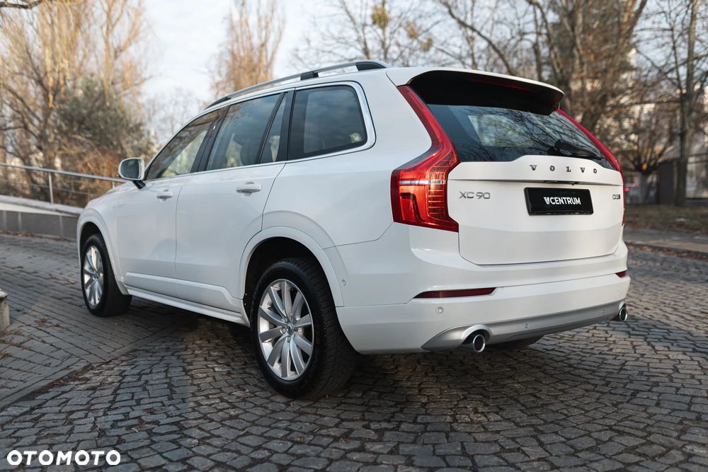 Volvo XC 90 D5 AWD Momentum - 7