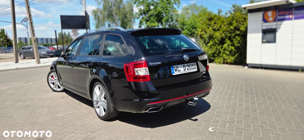 Skoda Octavia 2.0 TDI DSG RS - 13