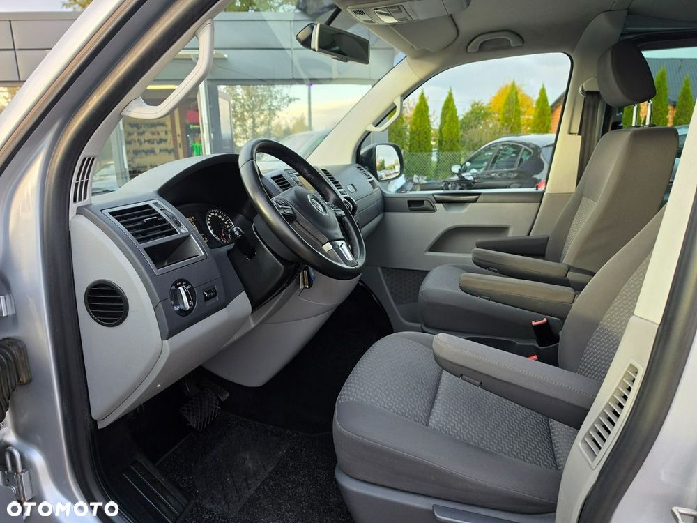 Volkswagen Transporter - 30
