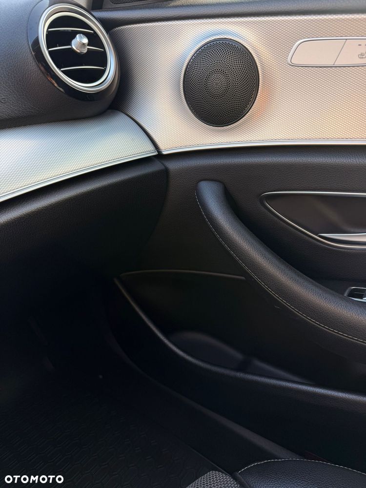 Mercedes-Benz Klasa E - 13