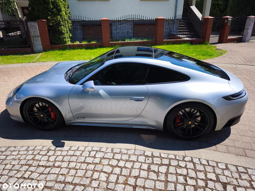 Porsche 911 Carrera GTS PDK - 8
