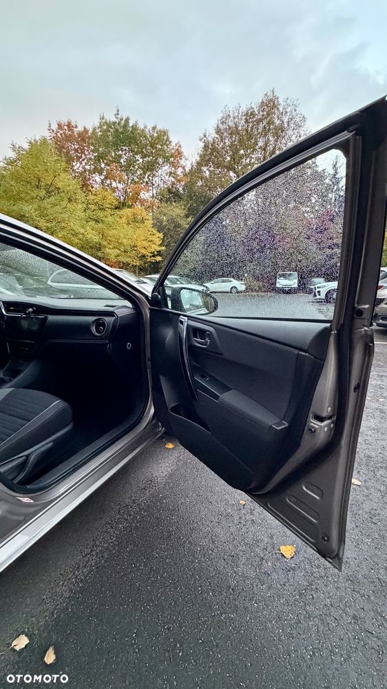 Toyota Auris 1.6 Comfort - 19