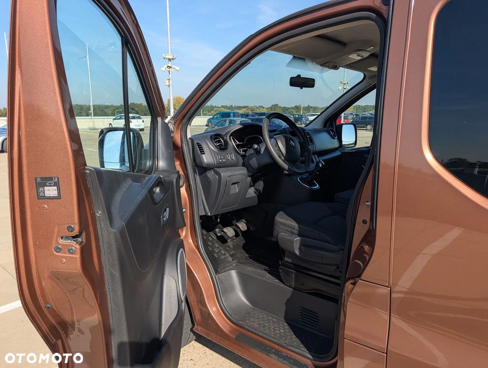 Renault Trafic - 19