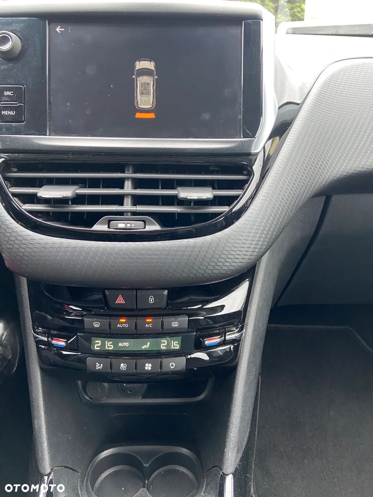 Peugeot 2008 - 37