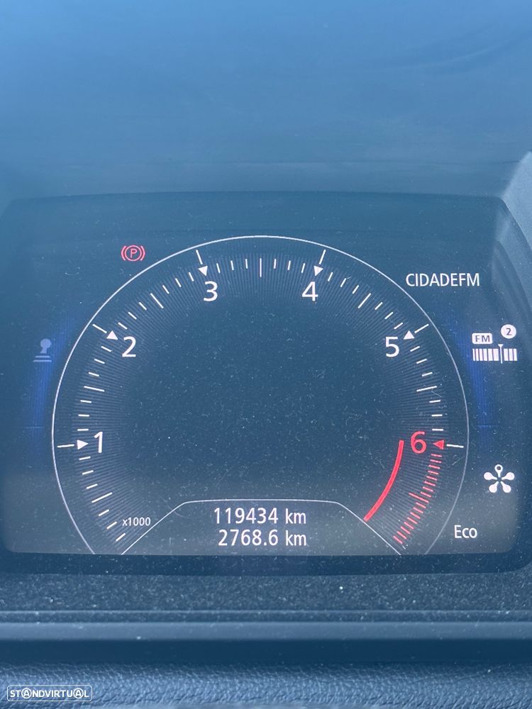 Renault Mégane 1.2 TCE GT Line J18 - 6