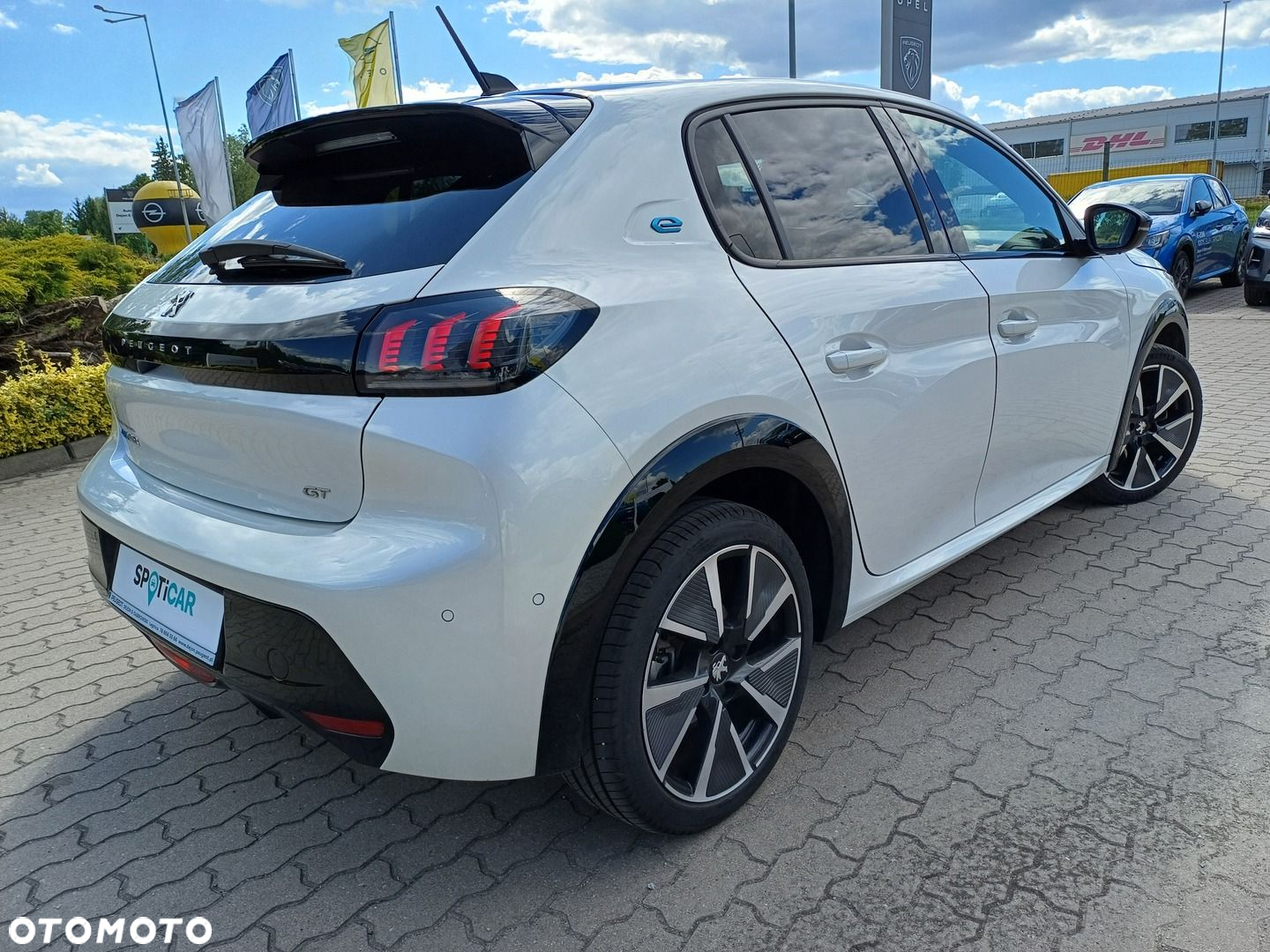 Peugeot 208 e-208 GT - 6
