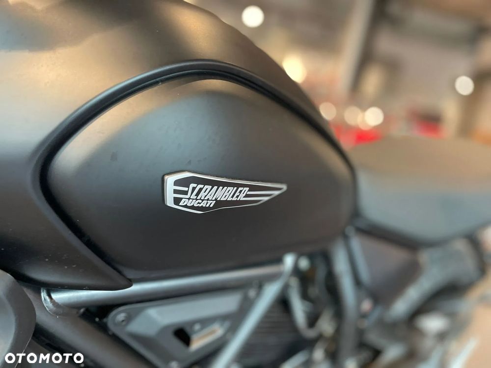 Ducati Scrambler - 12