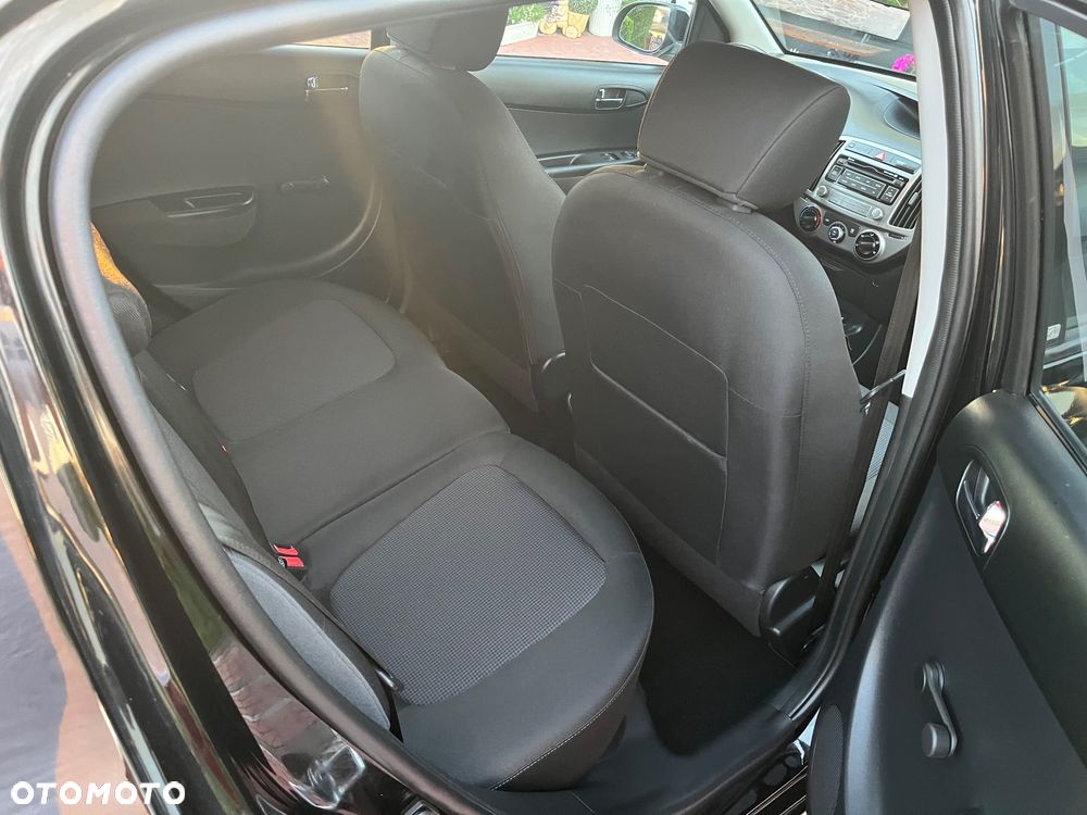 Hyundai i20 - 15