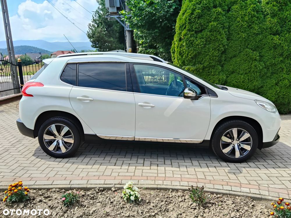 Peugeot 2008 e-HDi FAP 115 STOP & START Allure - 8