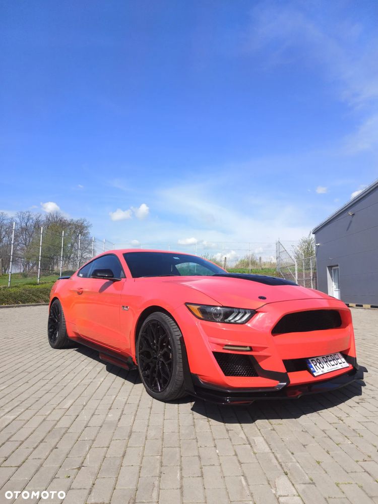Ford Mustang 5.0 V8 GT - 8
