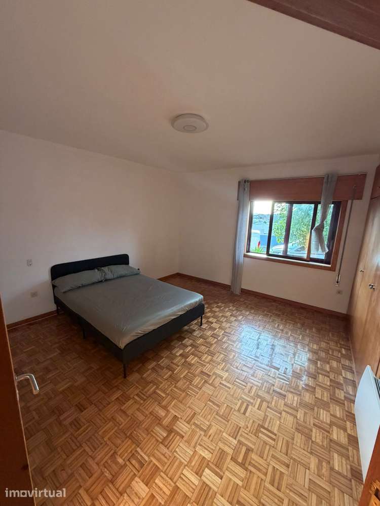 Quarto Amplo para Casais em Valbom (Gondomar) – Excelente Localização! - Grande imagem: 2/14