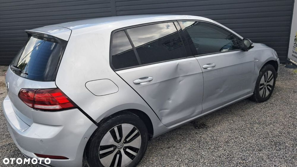 Volkswagen Golf - 19