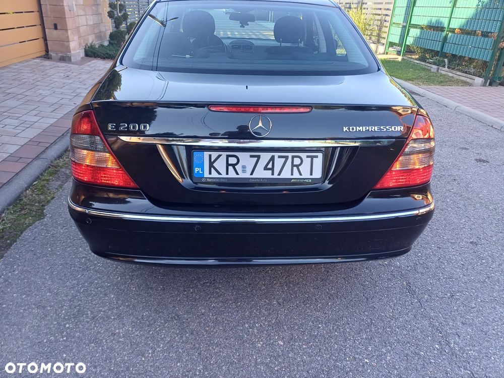 Mercedes-Benz Klasa E 200 Kompressor Elegance - 13