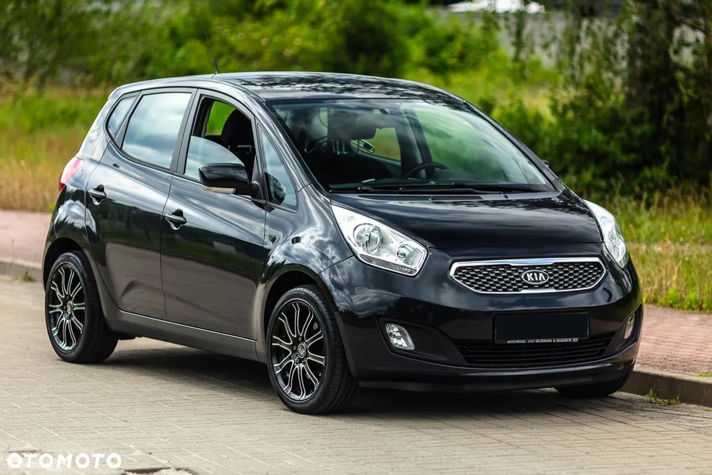 Kia Venga - 15