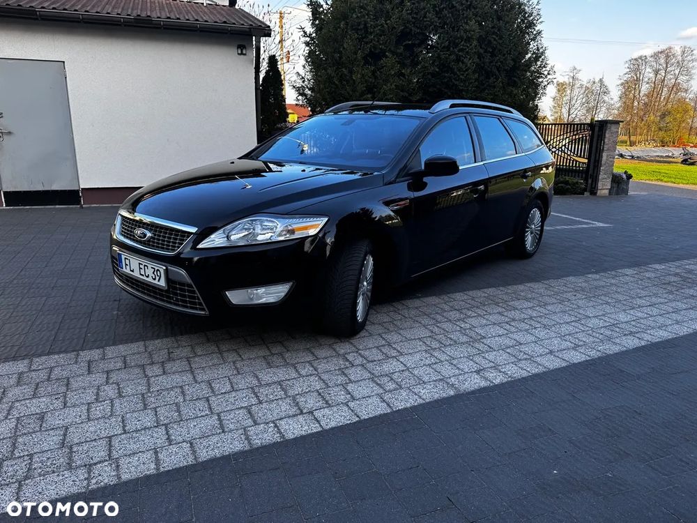 Ford Mondeo - 36