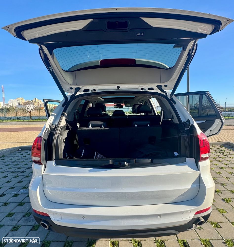 BMW X5 25 d sDrive Comfort 7L - 9