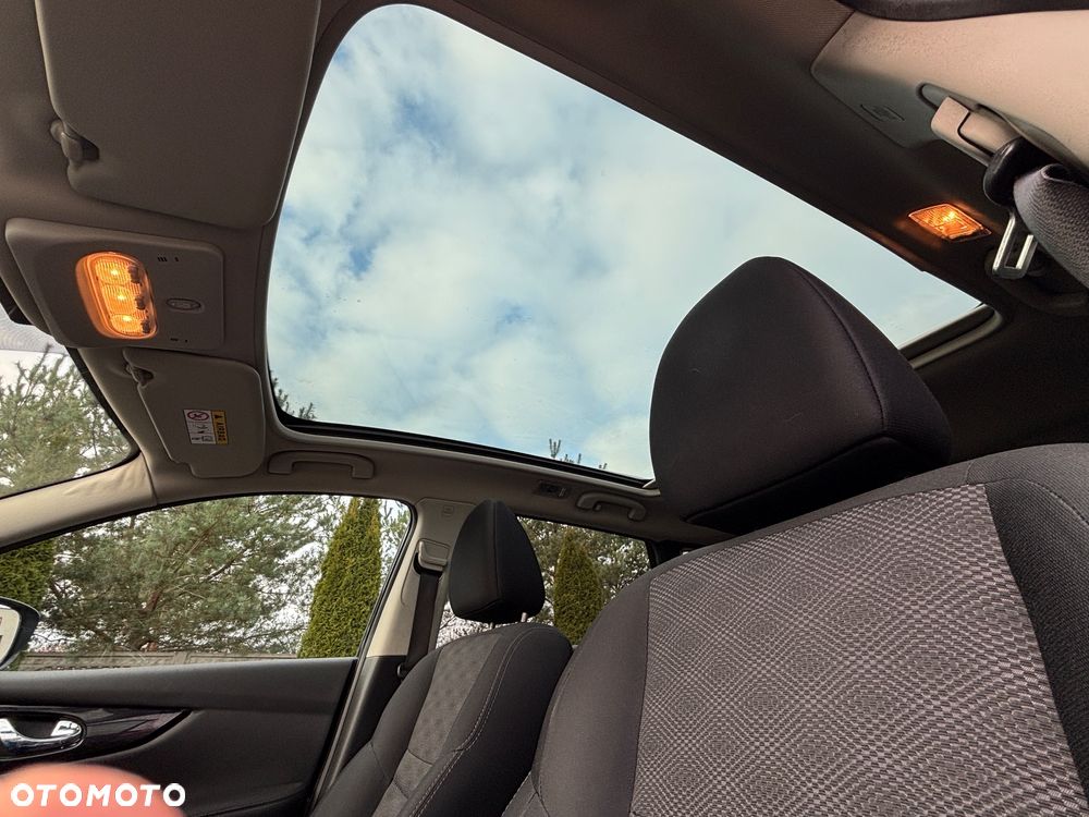 Nissan Qashqai 1.2 DIG-T Xtronic TEKNA+ - 30