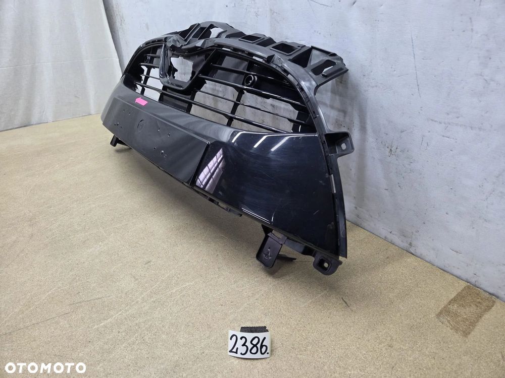 Toyota Yaris XP210 531010DK20 gril przód przedni - 2