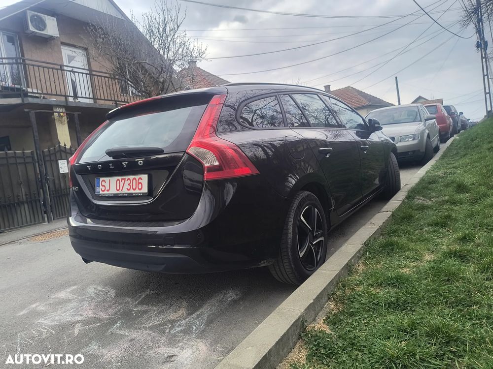 Volvo V60 D2 Start-Stop Kinetic - 6