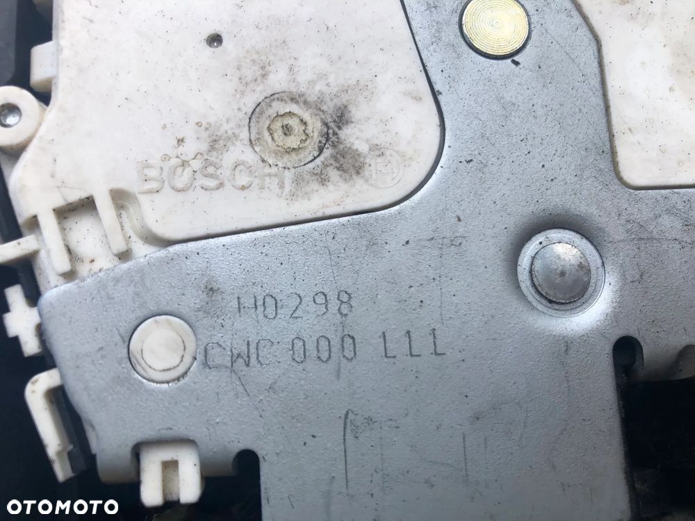 Zamek tylny lewy CWC000111 RANGE ROVER L322 LM - 2