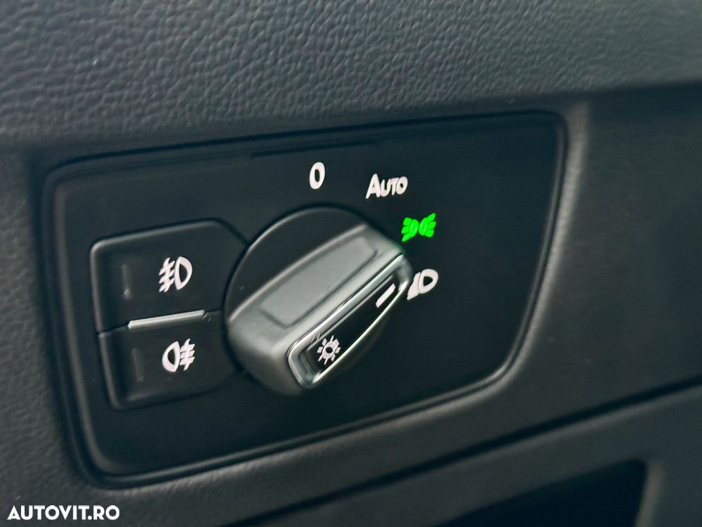 Volkswagen Passat 2.0 TDI DSG Highline - 16