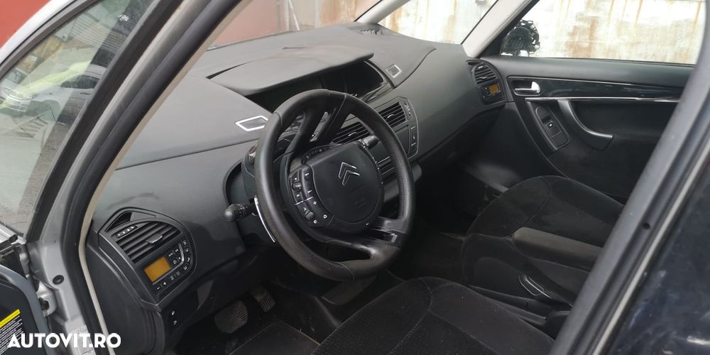 Dezmembrari  Citroen C4 Grand Picasso 1  2006  > 0000 1.6 HDi Motorina - 3