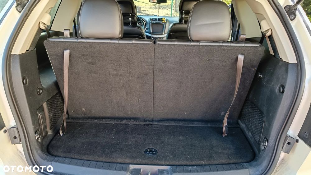 Fiat Freemont 2.0 Multijet 16V DPF Automatik Allrad Black Code - 29