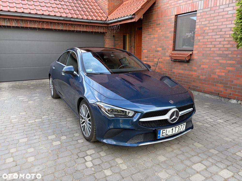 Mercedes-Benz CLA 220 4-Matic 7G-DCT - 2
