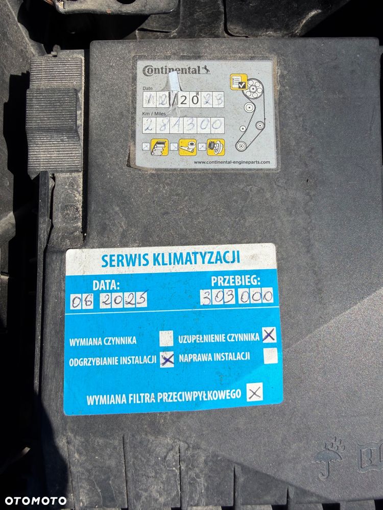 Volkswagen Golf 2.0 TDI DPF DSG GTD - 35