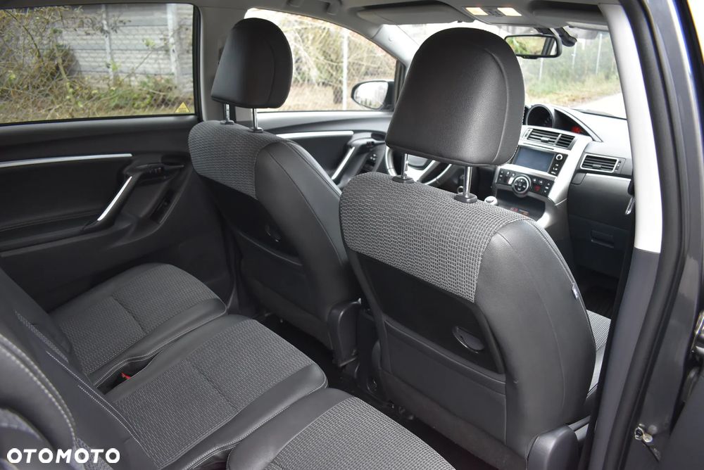 Toyota Verso 1.8 7-Sitzer Executive - 26