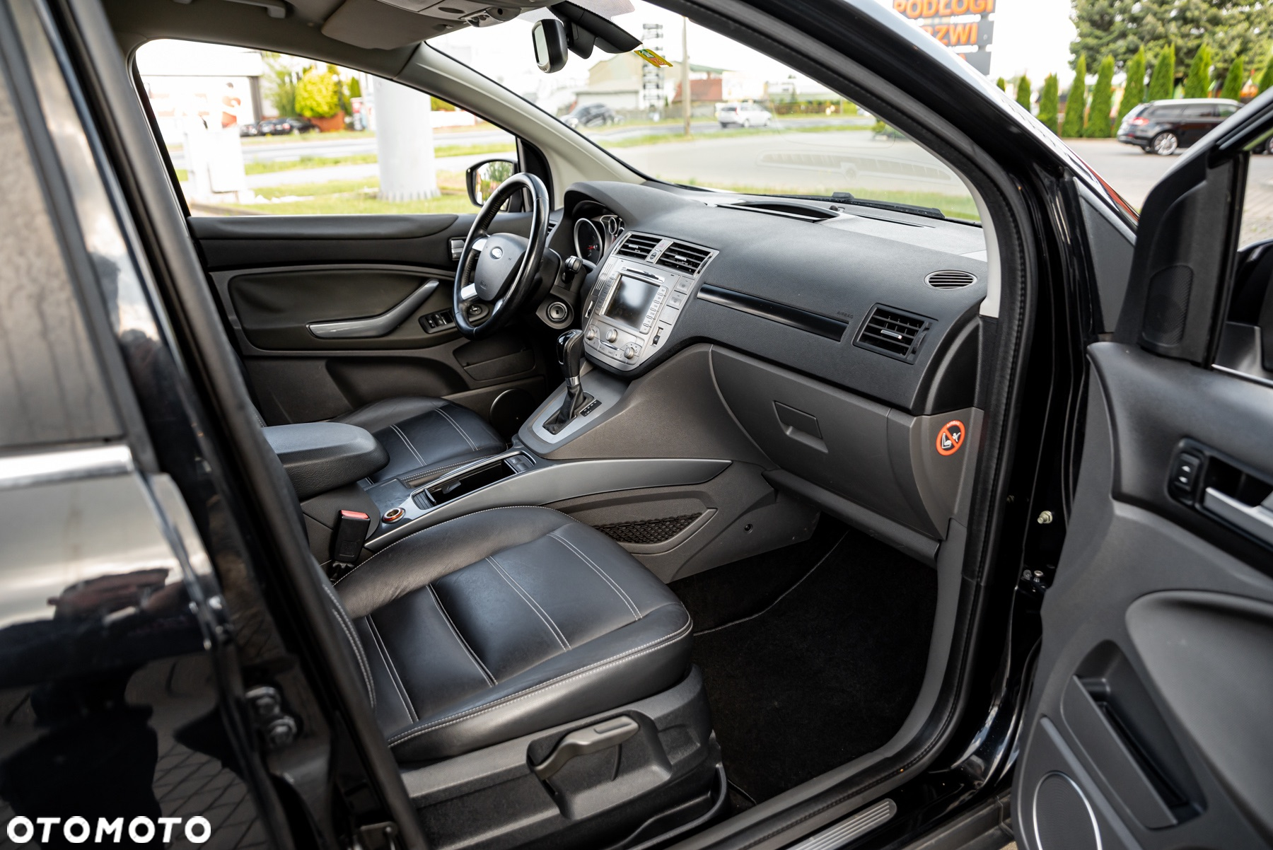 Ford Kuga 2.5 4x4 Titanium - 22