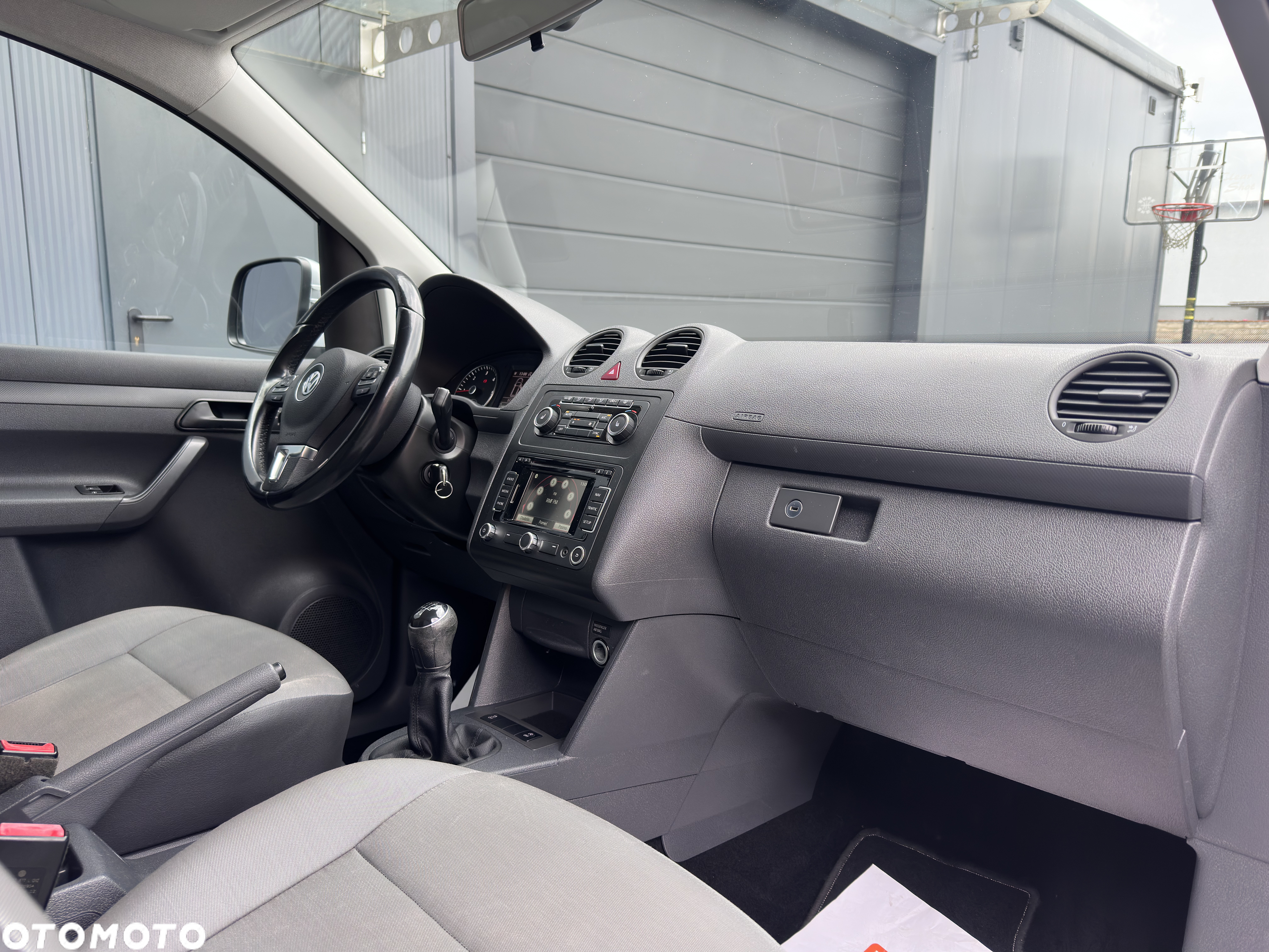 Volkswagen Caddy Maxi - 6