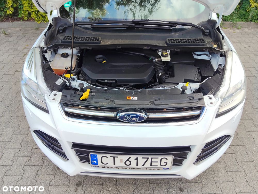 Ford Kuga 1.6 EcoBoost 2x4 Titanium - 19