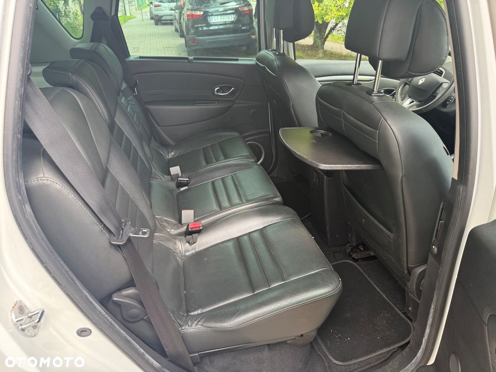 Renault Scenic 1.4 16V TCE Expression - 12
