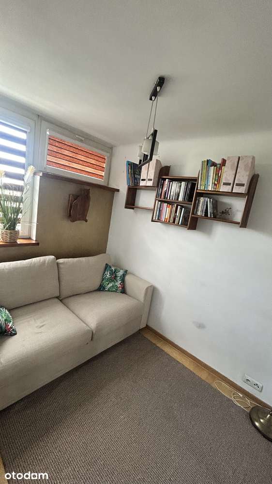 Plac Bankowy | 30 m² | 2 pokoje | 8. piętro z widokiem na Ogród Saski